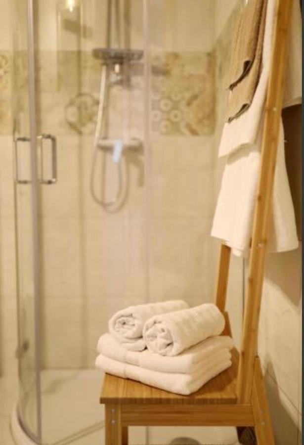 Residence Antiqua Rooms ビビニェ エクステリア 写真