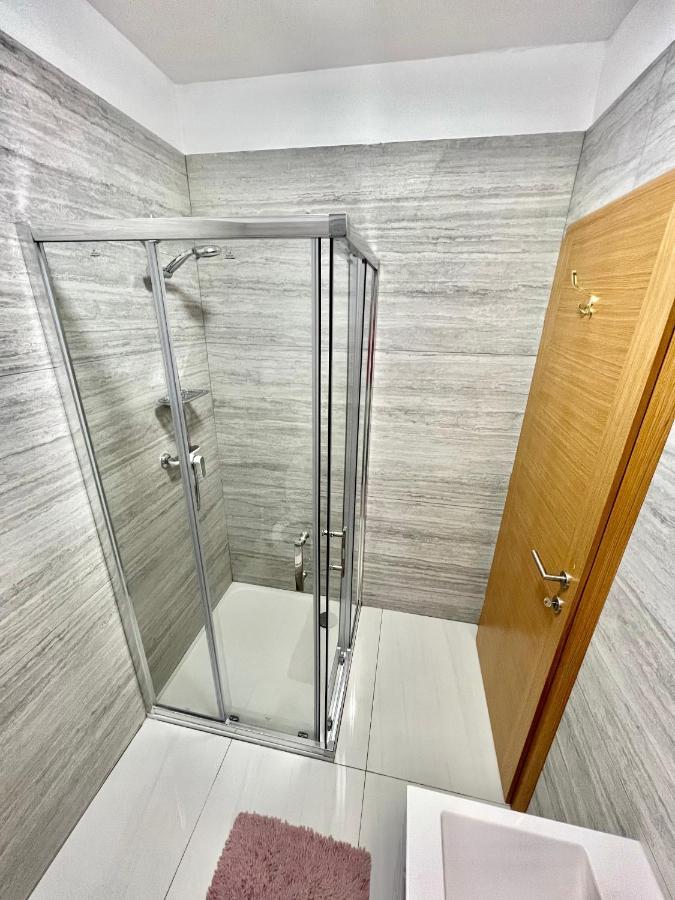 Residence Antiqua Rooms ビビニェ エクステリア 写真
