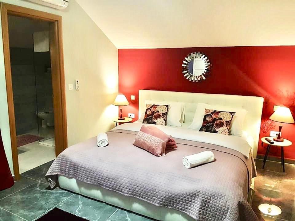 Residence Antiqua Rooms ビビニェ エクステリア 写真